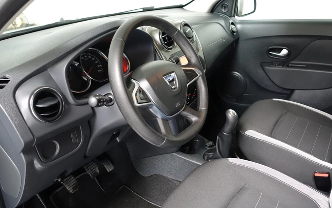 Dacia Sandero Stepway cena 37900 przebieg: 113000, rok produkcji 2019 z Pabianice małe 211